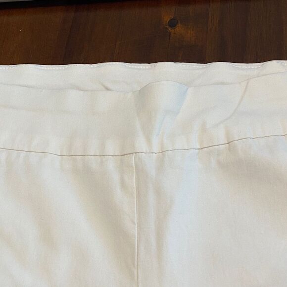 Chico's Plus White Ankle Cropped Pants - Picture 3 of 4